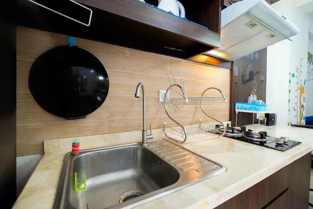 Spacious 1Br the Oak Apartment Near Kelapa Gading