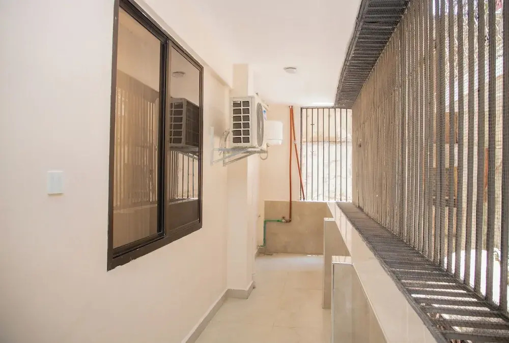Little Hideaway, Shared Apartment 20 minutes from Airport