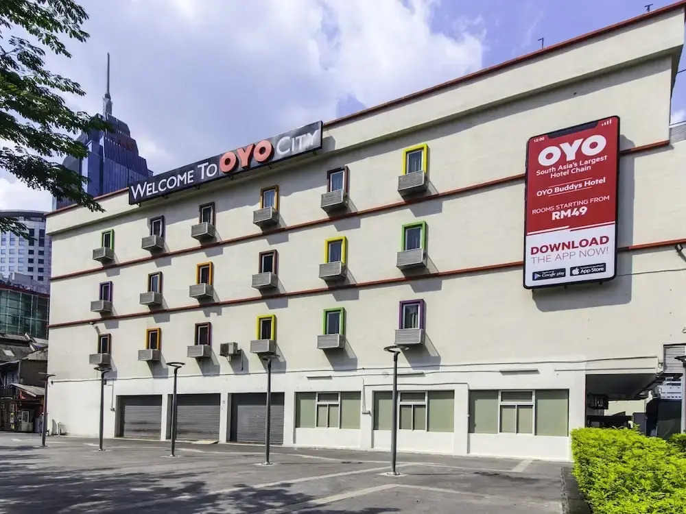 Oyo 327 Buddys Hotel
