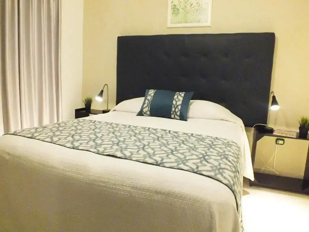 Hotel Tau Art Residence