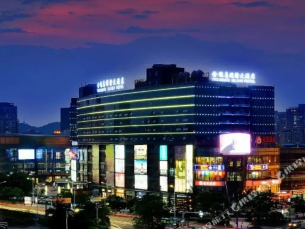 Treasure Island Hotel HUMEN
