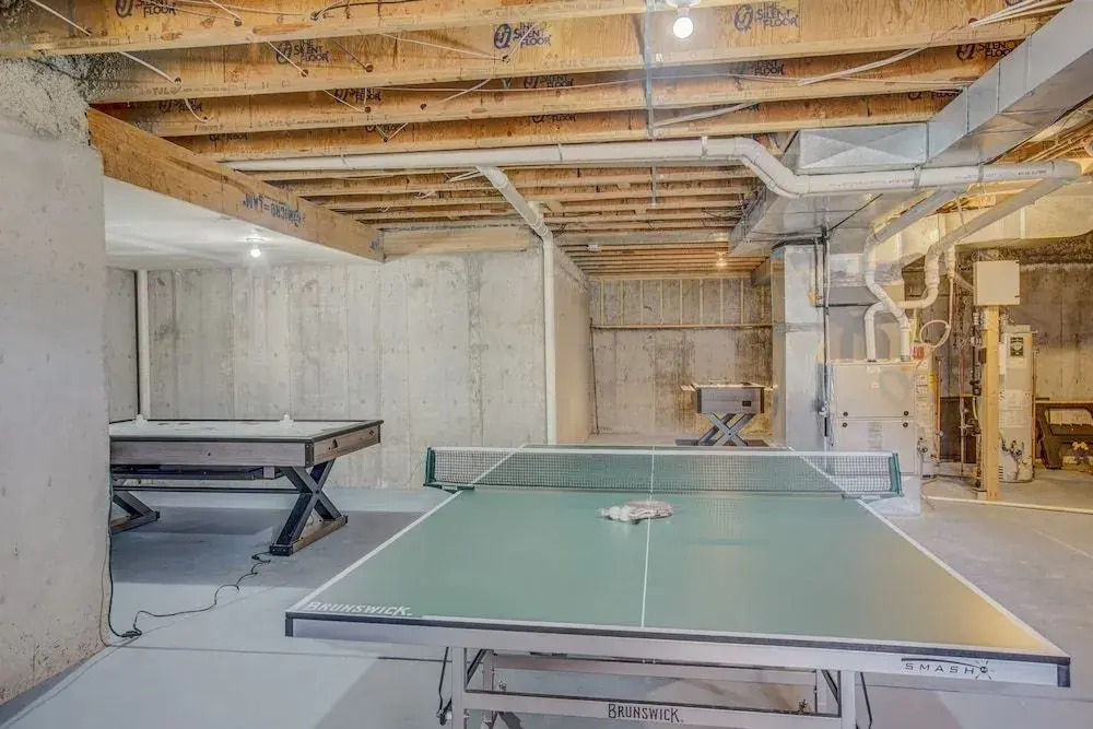 Skyway-extravagant & Luxury Views W/deck & Bar