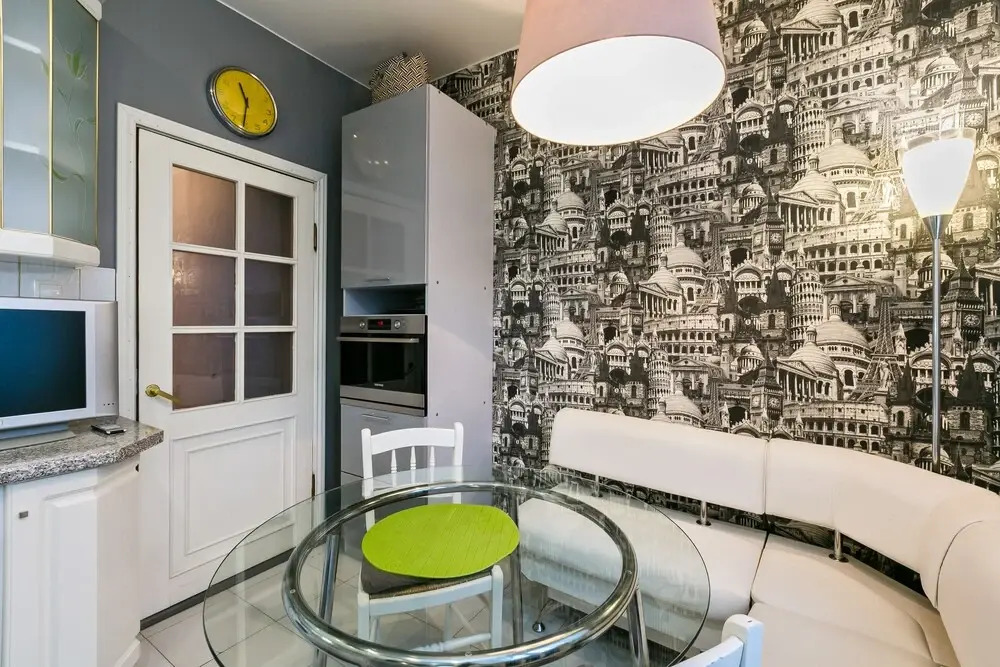 MaxRealty24 Черняховского, 3