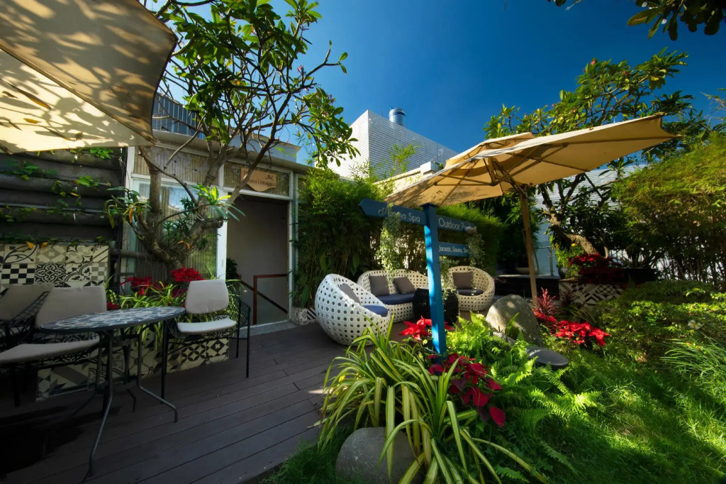 Alagon Central Hotel & Spa