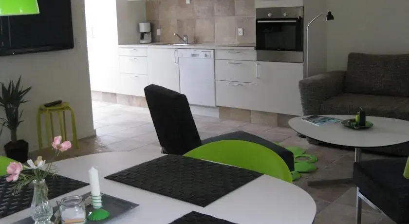 Motel Viborg Holiday House