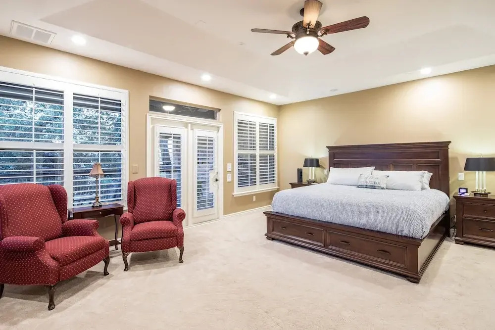 Hummingbird Hideaway 4 Bedroom Home