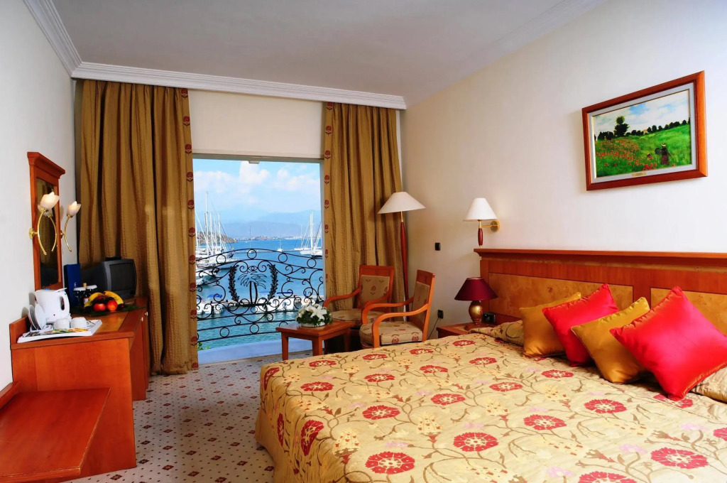 Ece Saray Marina Resort