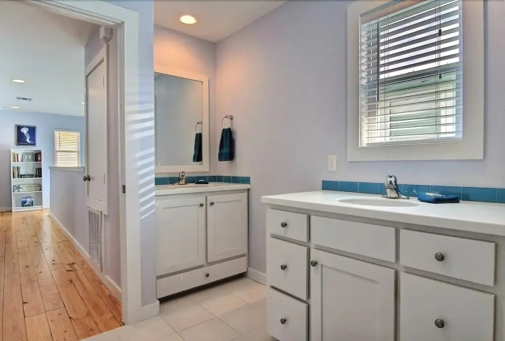 318 S Station #3 4 Bedrooms 2.5 Bathrooms Home
