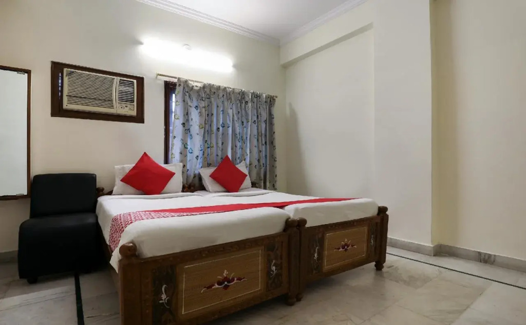 OYO 1074 Valley View Apartments