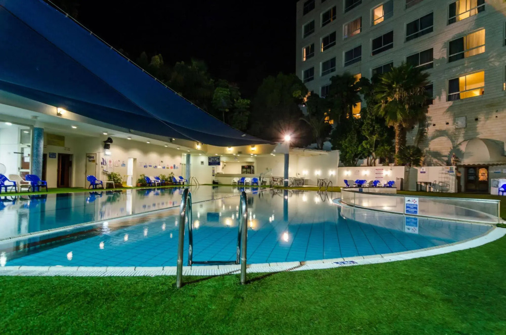 Royal Plaza Hotel