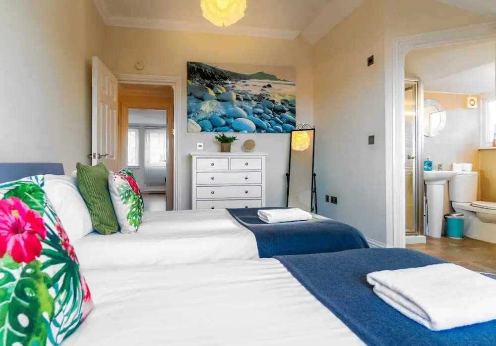 Brunswick Fab Pad - 2 Bedroom 2 Bathroom Garden View Balcony