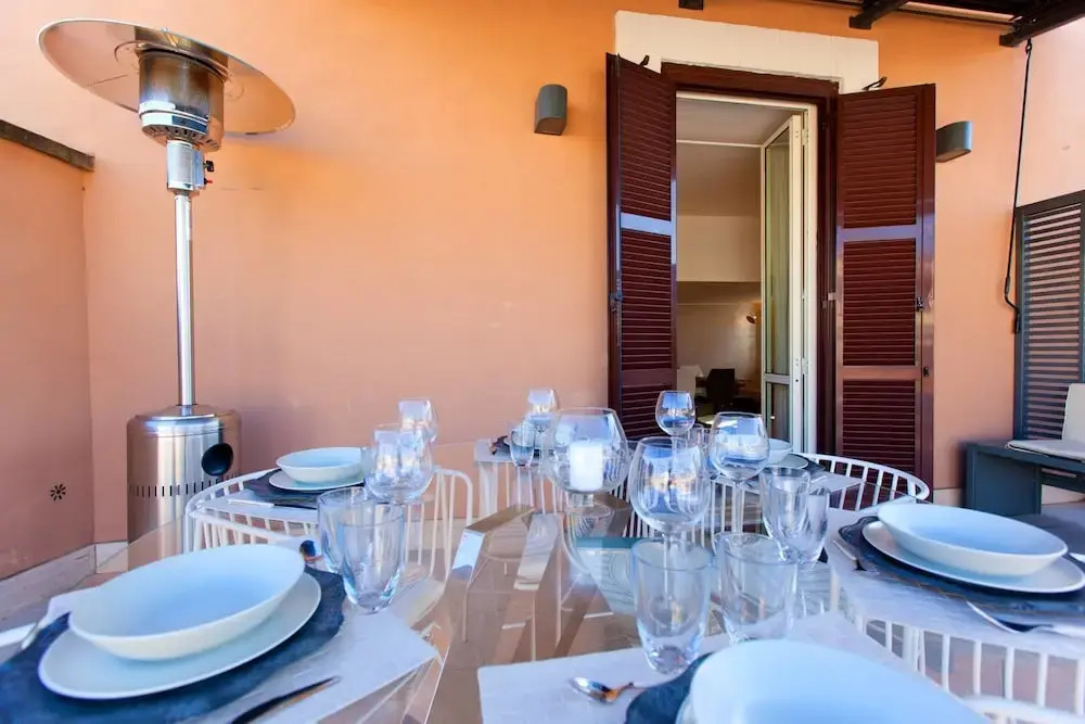 Centini Toni Suite Luxury Rooftop