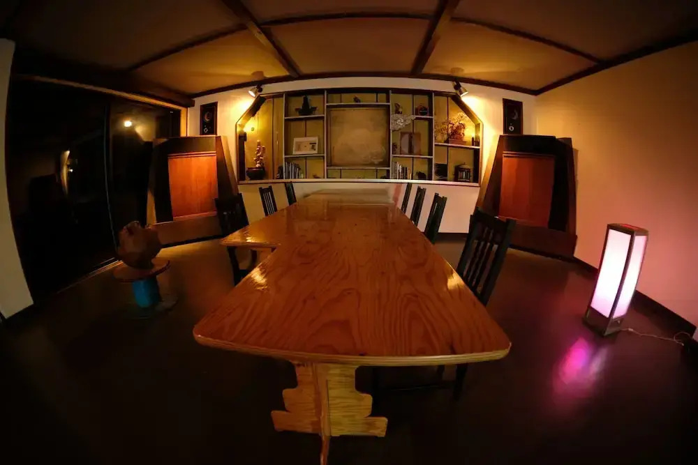 HA-MON Slope Side Hotel and Private Chalet