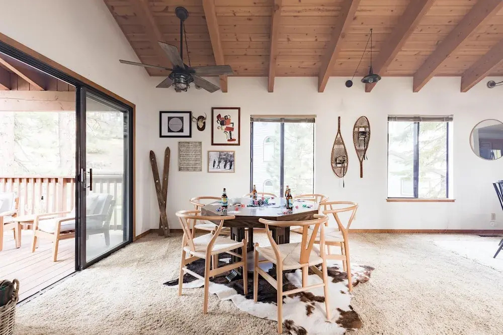Wolfe by AvantStay | Near Lake Tahoe, w/ Hot Tub, Fireplace, 2 Private Decks!