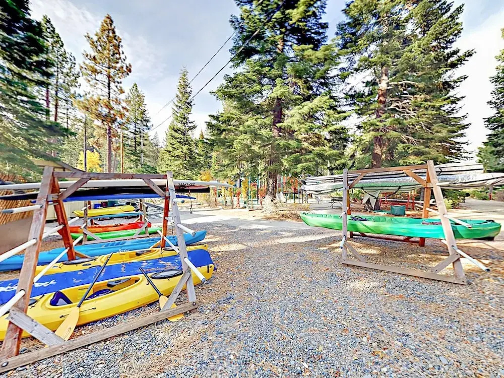 New Listing! Custom Alpine Home w/ Private Hot Tub home