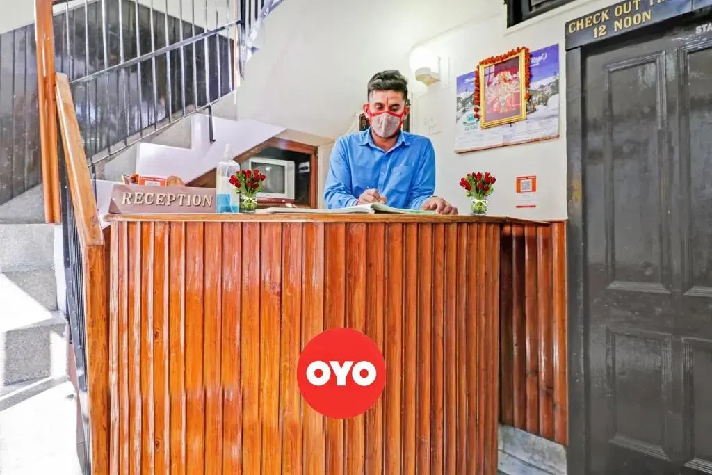 Oyo 89594 Hotel Durga