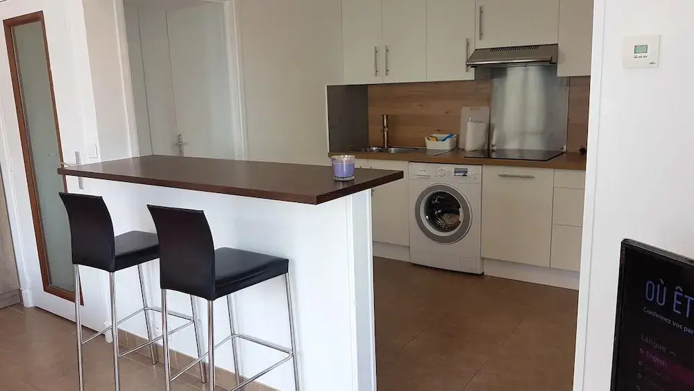 Studio In Argenteuil With Wifi