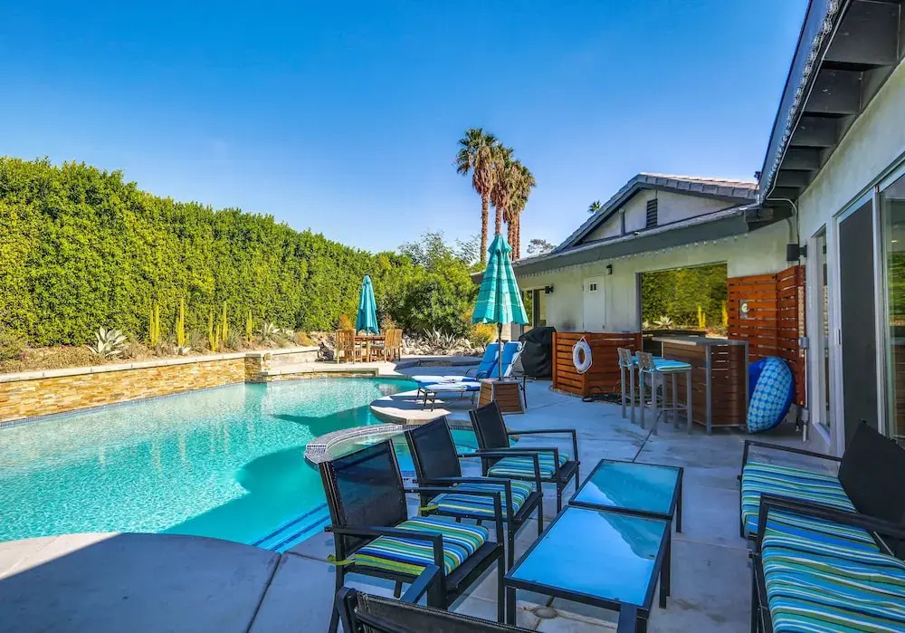 Pajaro 1040 Home - 4 Br home by RedAwning