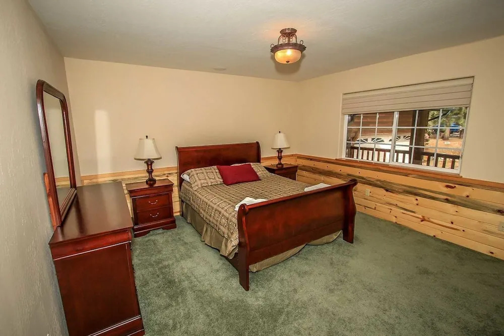 Heavenly Lodge-1422 by Big Bear Vacations