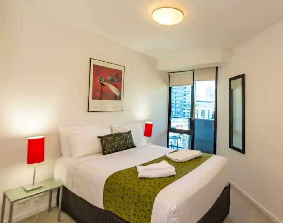Exquisite Apartments Docklands