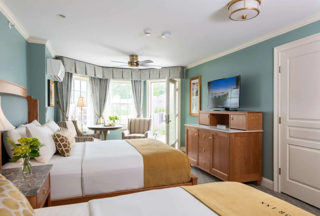 Bar Harbor Inn and Spa