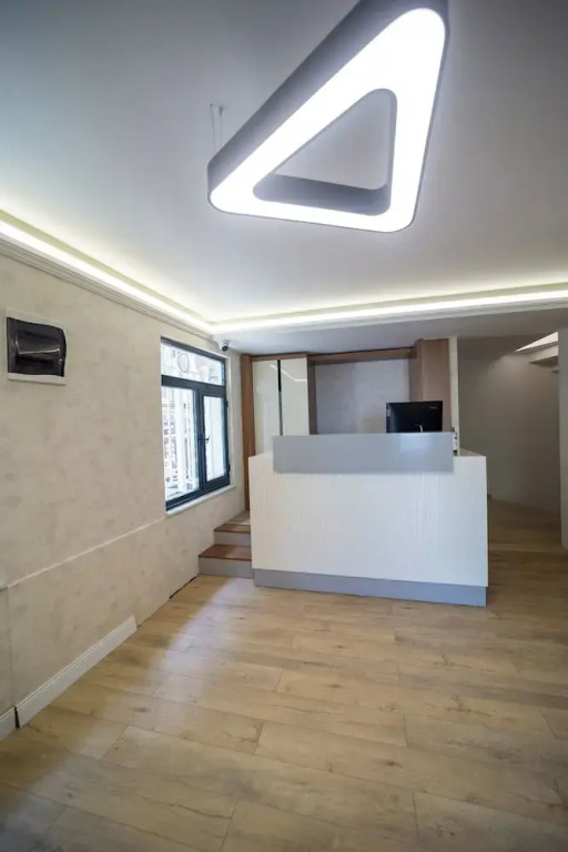 MELL City Suites Hotel