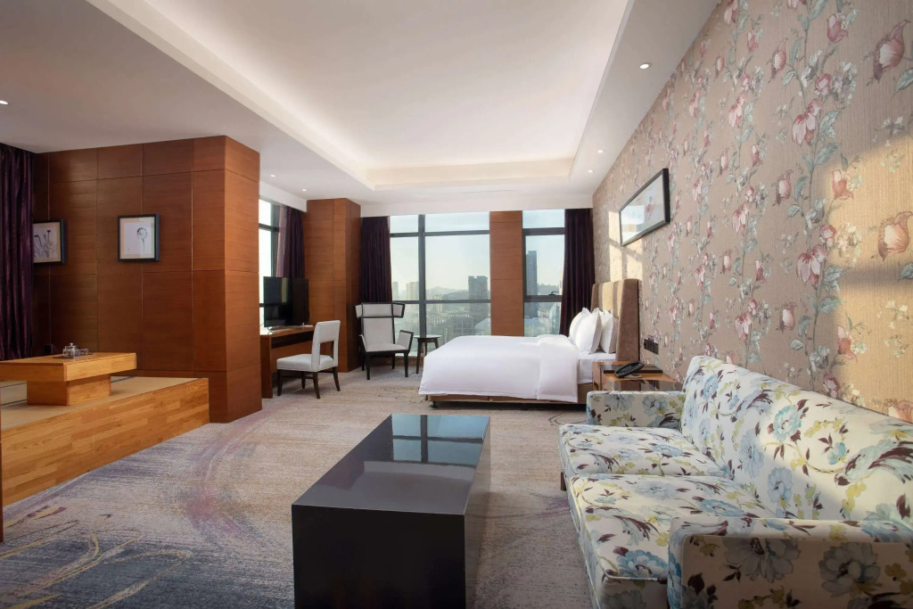 Days Hotel By Wyndham Jilin Railway Station