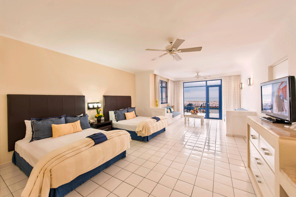 El Cid Marina Beach Hotel