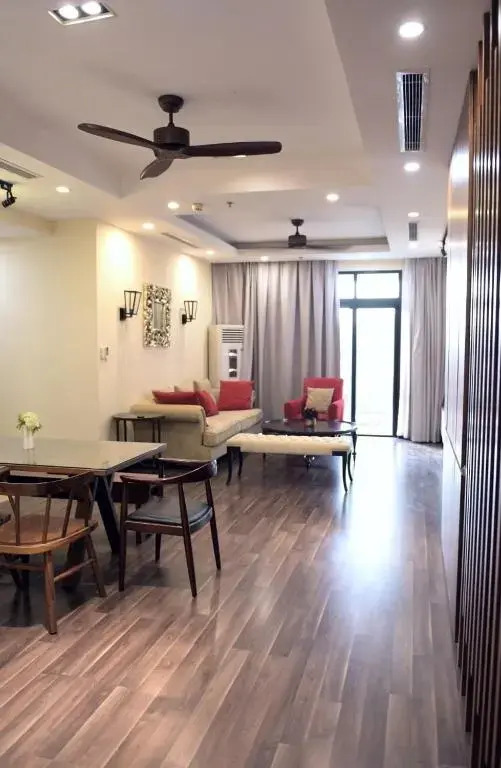 Bayhomes Royal City Serviced Apartment