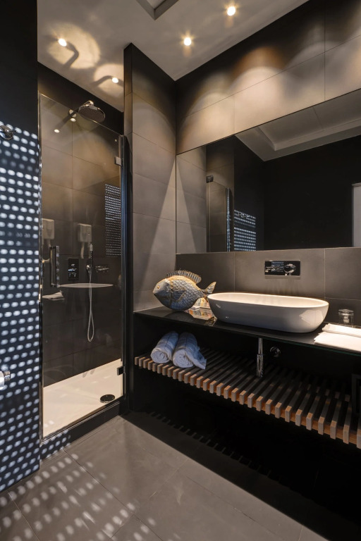 Alpi Hotel