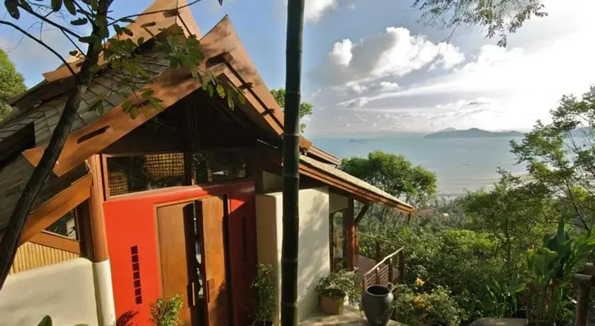 Villa Waterfall