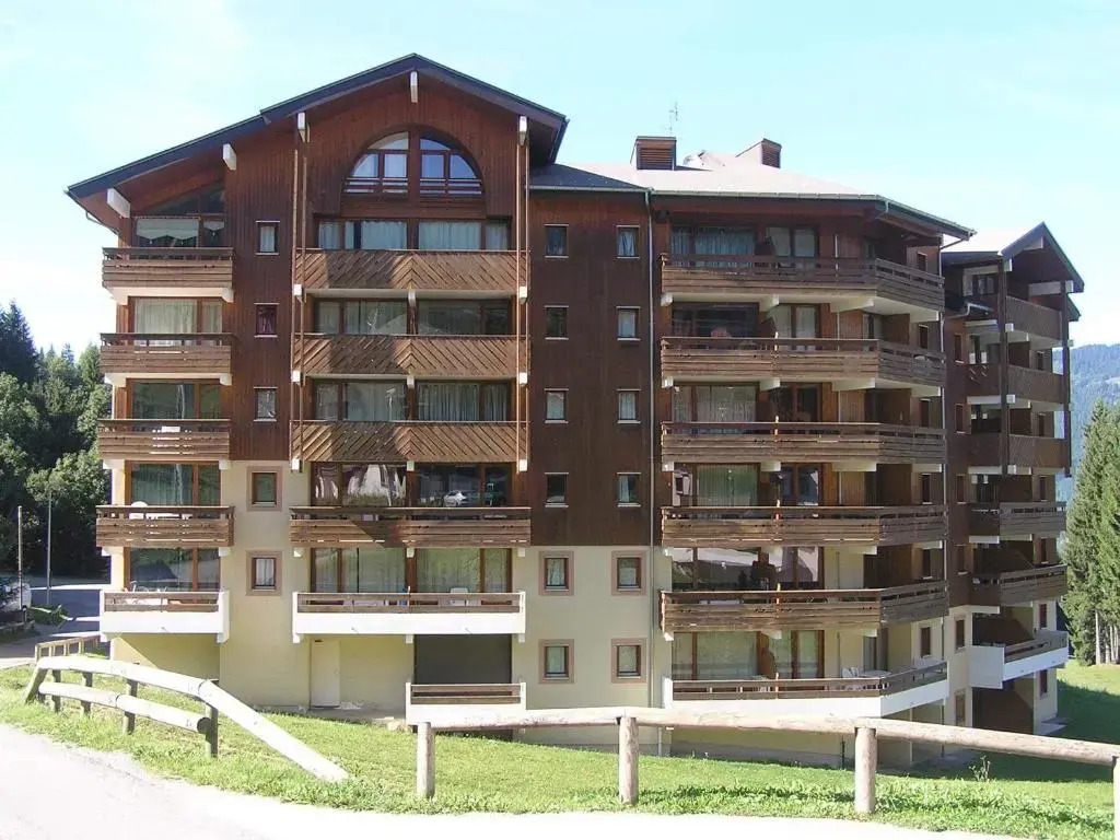 Appartement 6 personnes avec balcon proche jardin denfants - FR-1-642-62