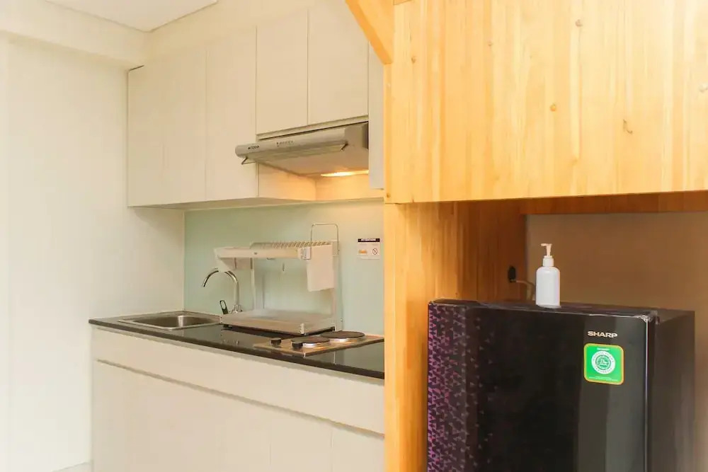 Elegant and Comfortable 2BR Apartment at Maqna Residence
