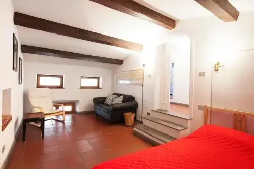 Riverside Apartment in Florence