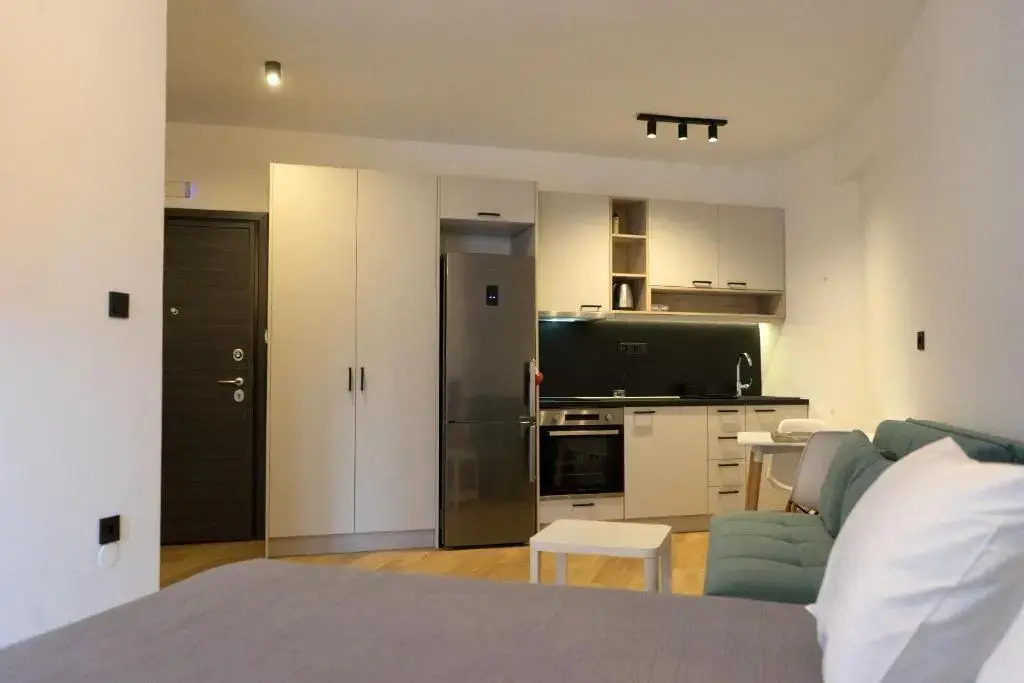 Room B8