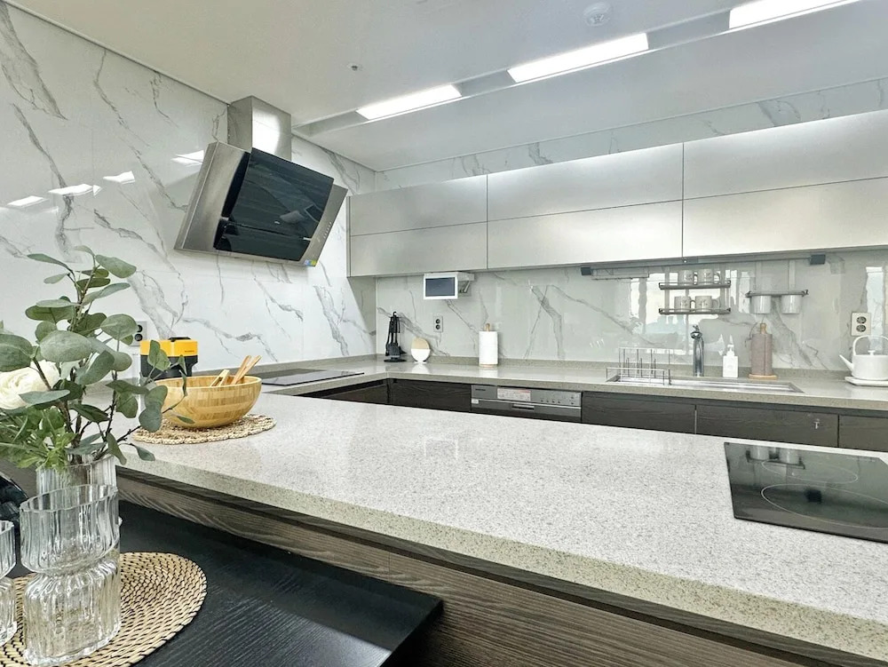 Brown Suites Busan Station