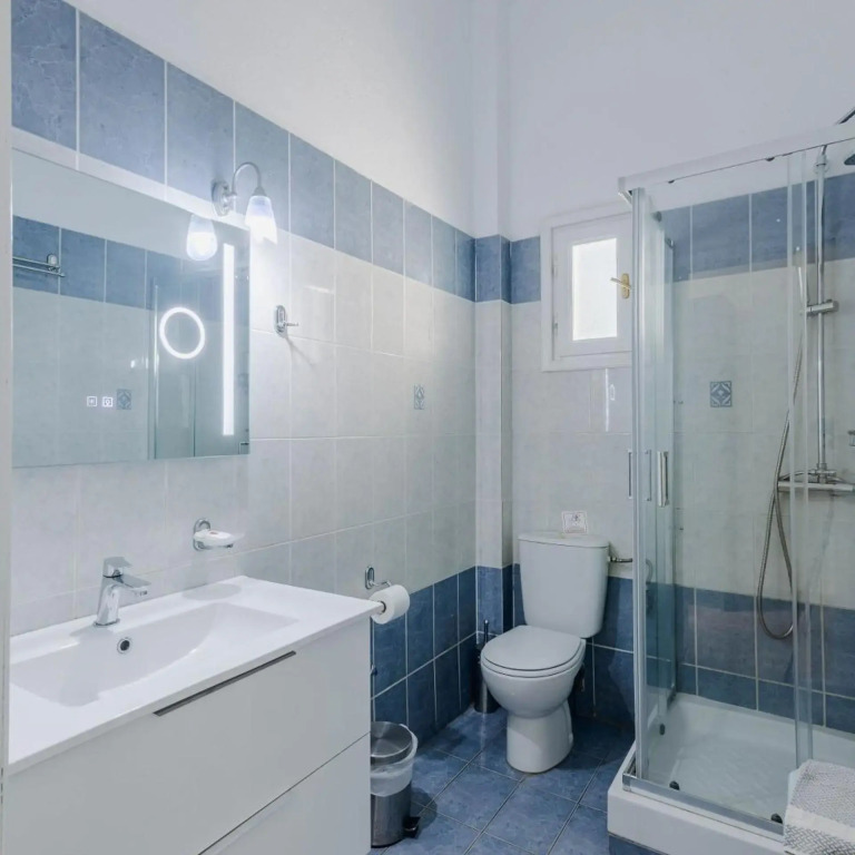 Aktaion Hotel