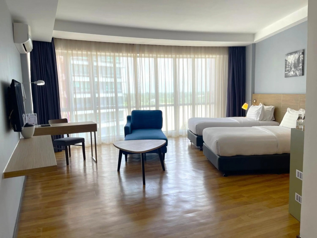 Win Hotel
