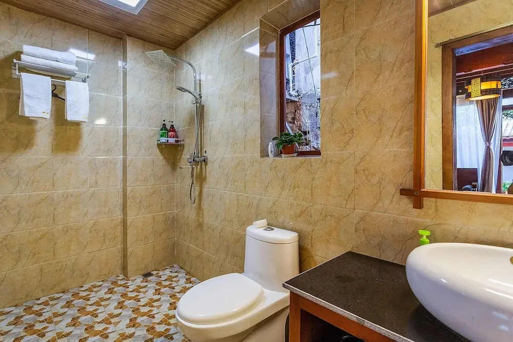 Lijiang Tailai Inn