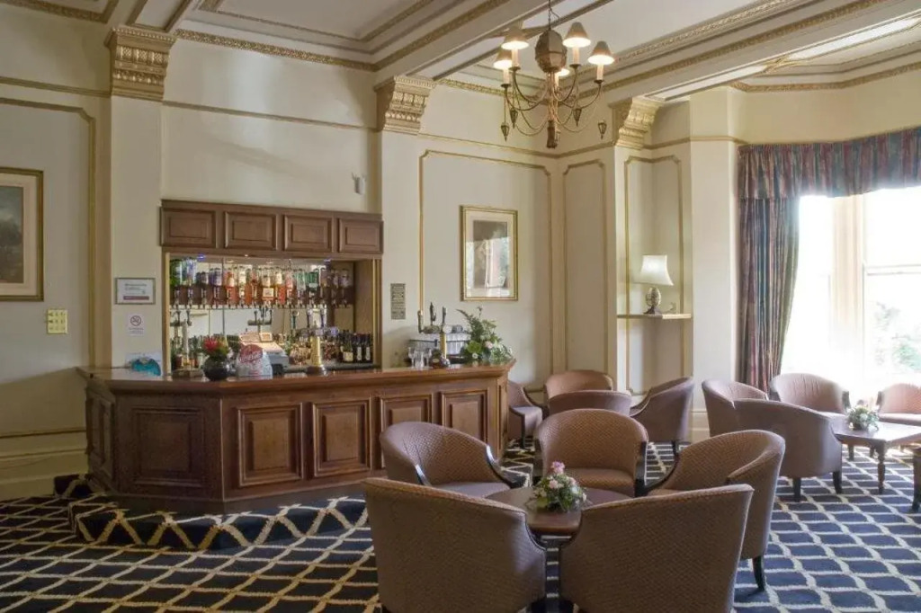 Prince Of Wales Hotel