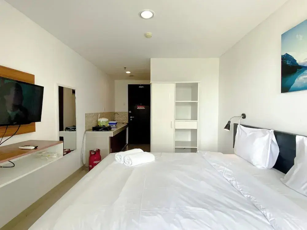 Modern Look And Homey Studio At Enviro Apartment