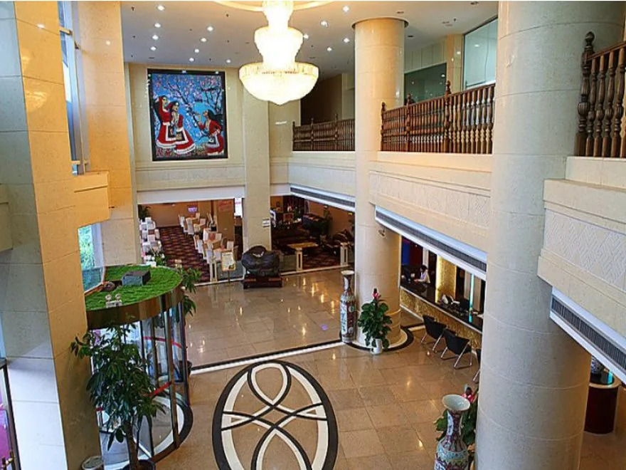 Gongcheng Qianjun International Hotel