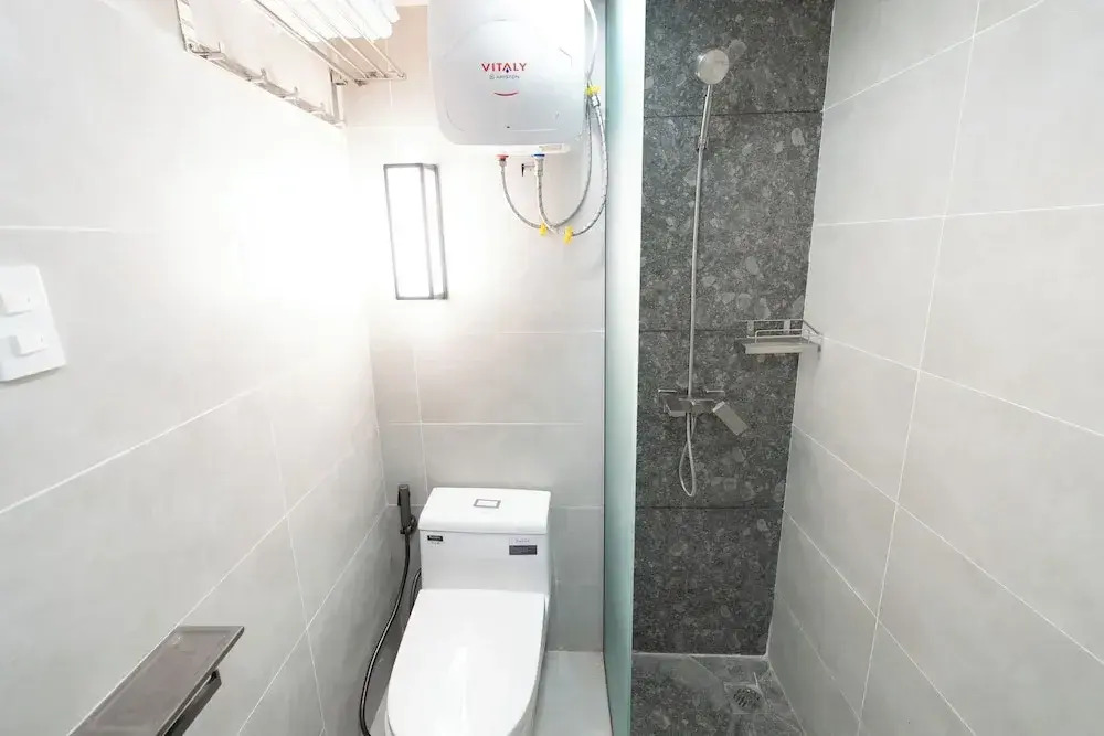ARA Gem Hotel