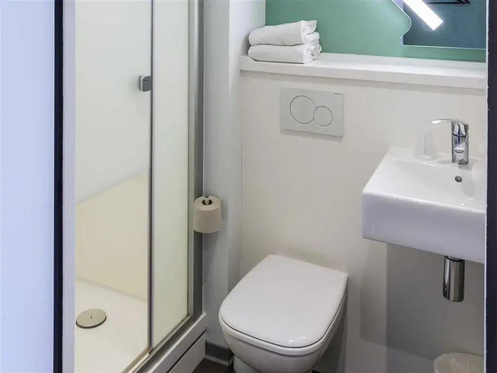 ibis budget Senlis