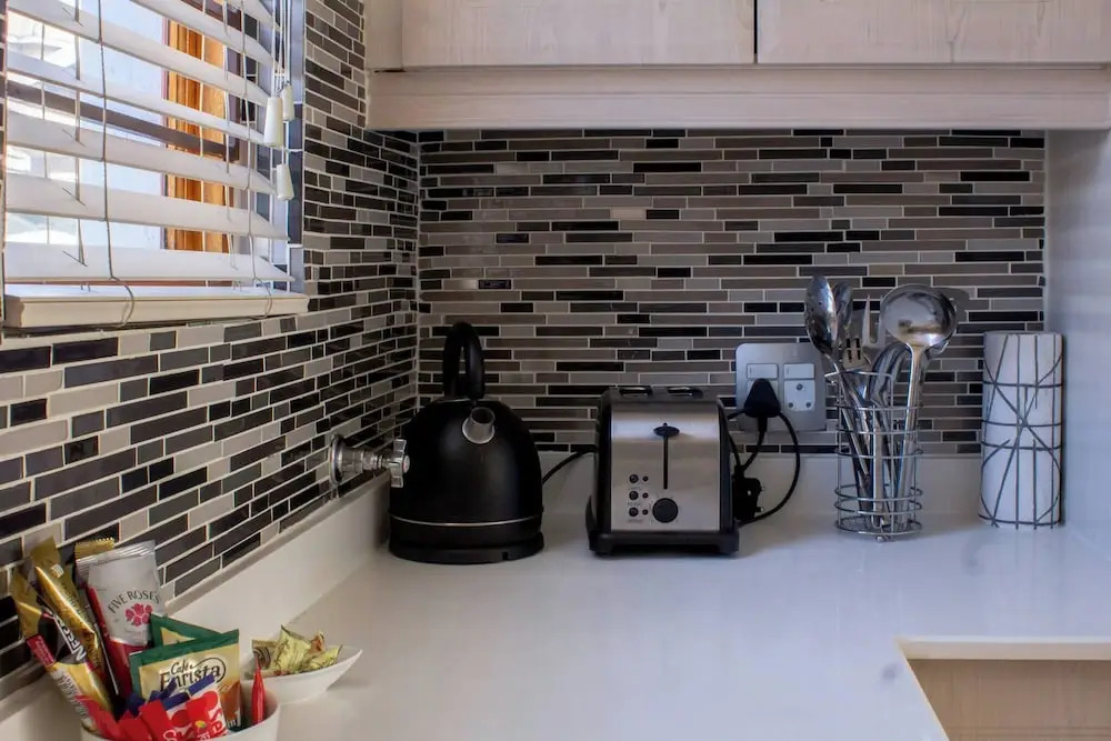 Beautiful 2 Bedroom Apartment Near Monte Casino