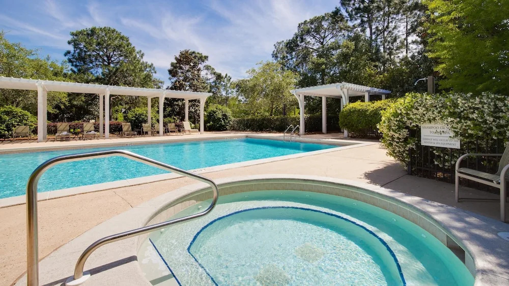1375 Laurel Grove 2G S 3BR 3BA 12