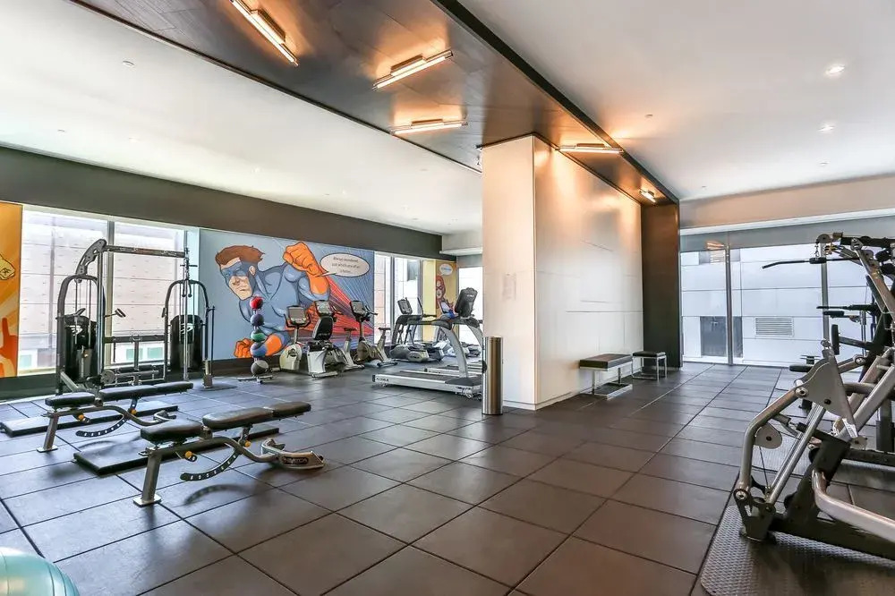 Noel Suites- Peter and Richmond St West