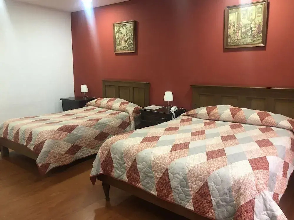 Hotel Ambassador