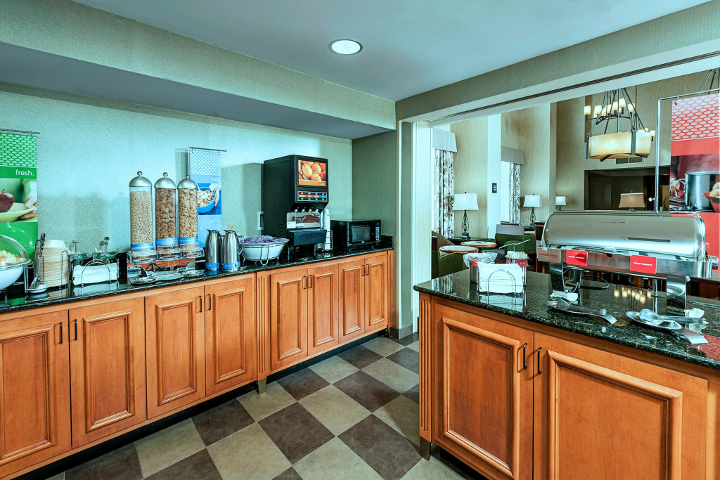 Hampton Inn & Suites Rockland