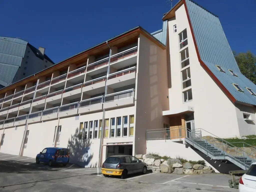 Appartement Les Deux Alpes, 1 pièce, 4 personnes - FR-1-516-75